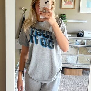 Nike Retro T-Shirt • Size Small